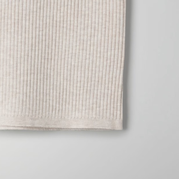 Aritzia White Reso Skirt NWOT Size 2XS - Picture 3 of 9